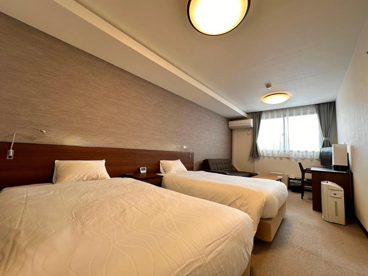 Hotel Togariishi Chino Exteriör bild